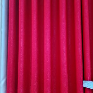 Cortina Mariarca vermelha