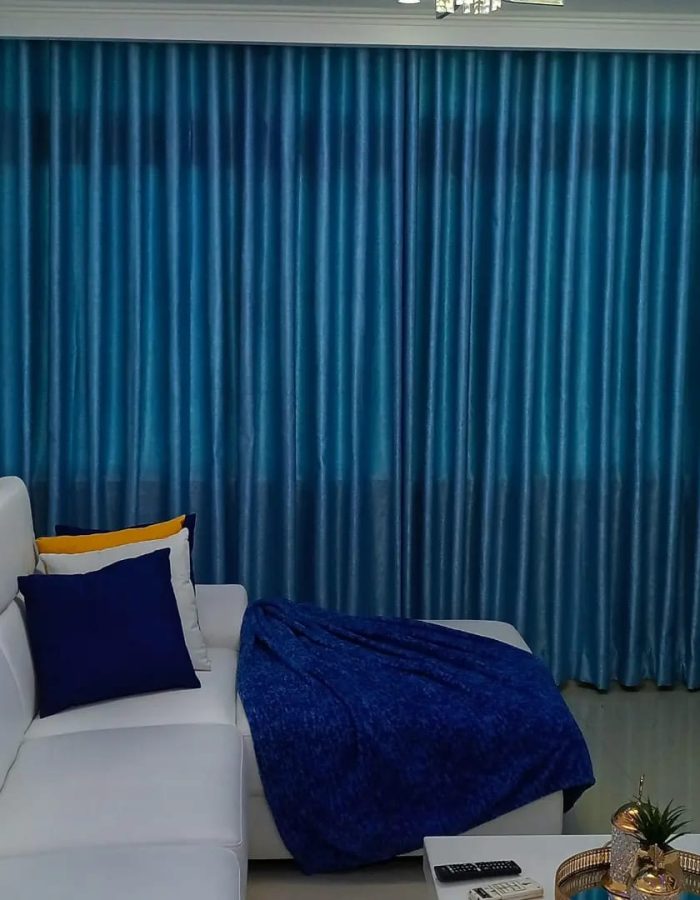 Cortina Mariarca Azul turquesa com detalhe